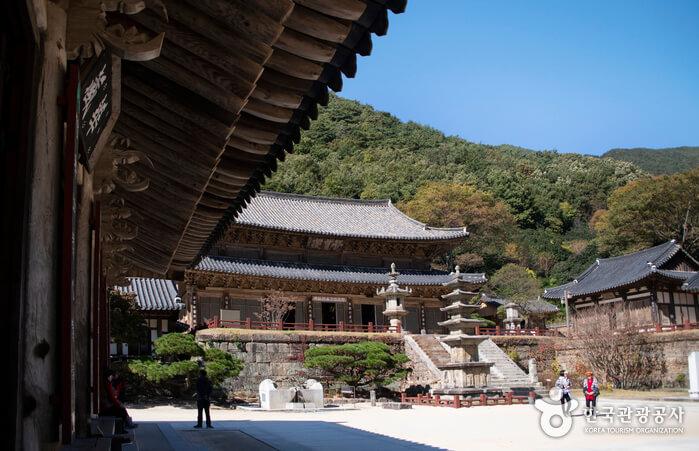 buddhist temple