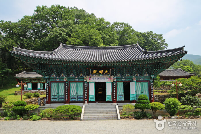 korean temple