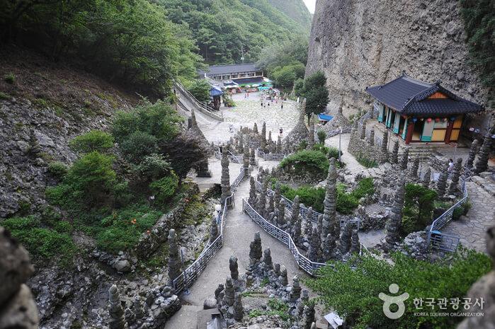 buddhist temple