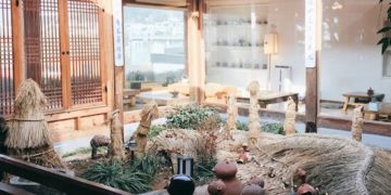 korean teahouse Hanok cafe
