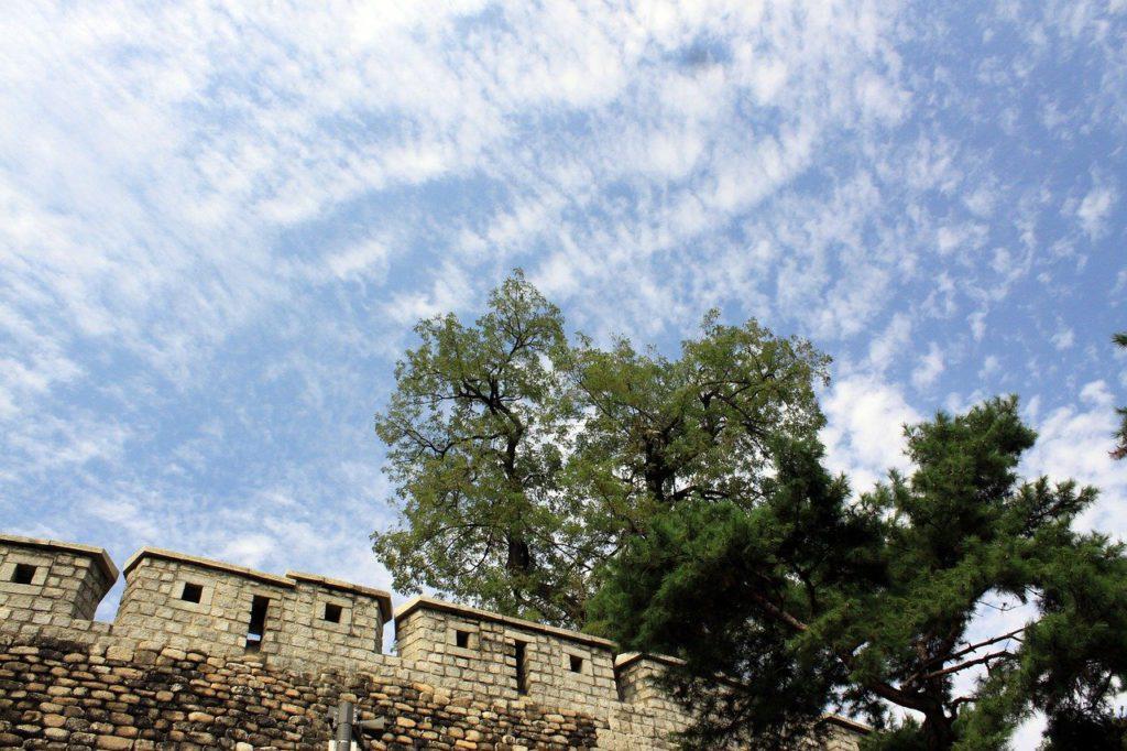 historic places in south korea seoul city wall