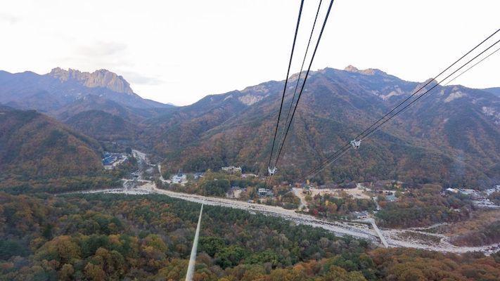 view from cable car in seoraksan national park in autumn 