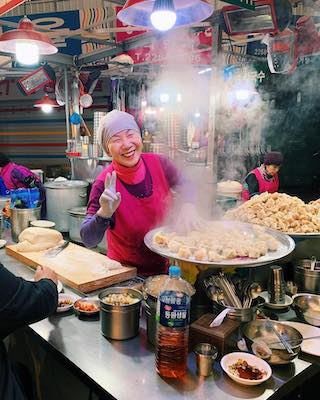 netflix korea street food cho yonsoon