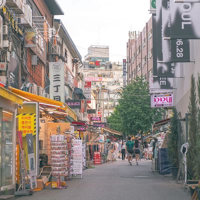 Hongdae Shopping Street seoul shopping guide