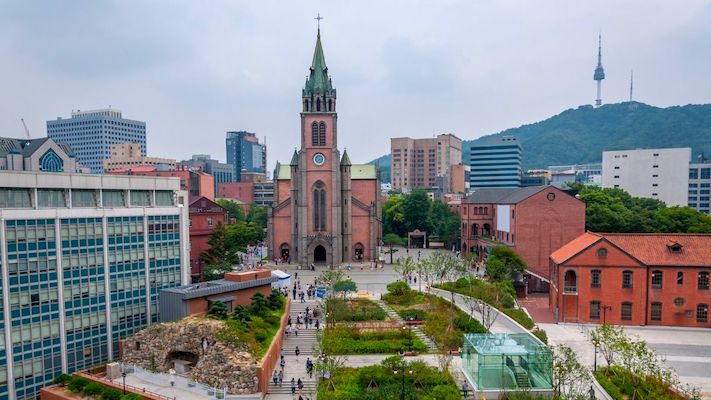 things to do in Myeongdong cathedral