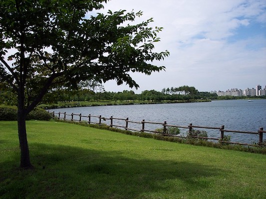 Ilsan Lake Park