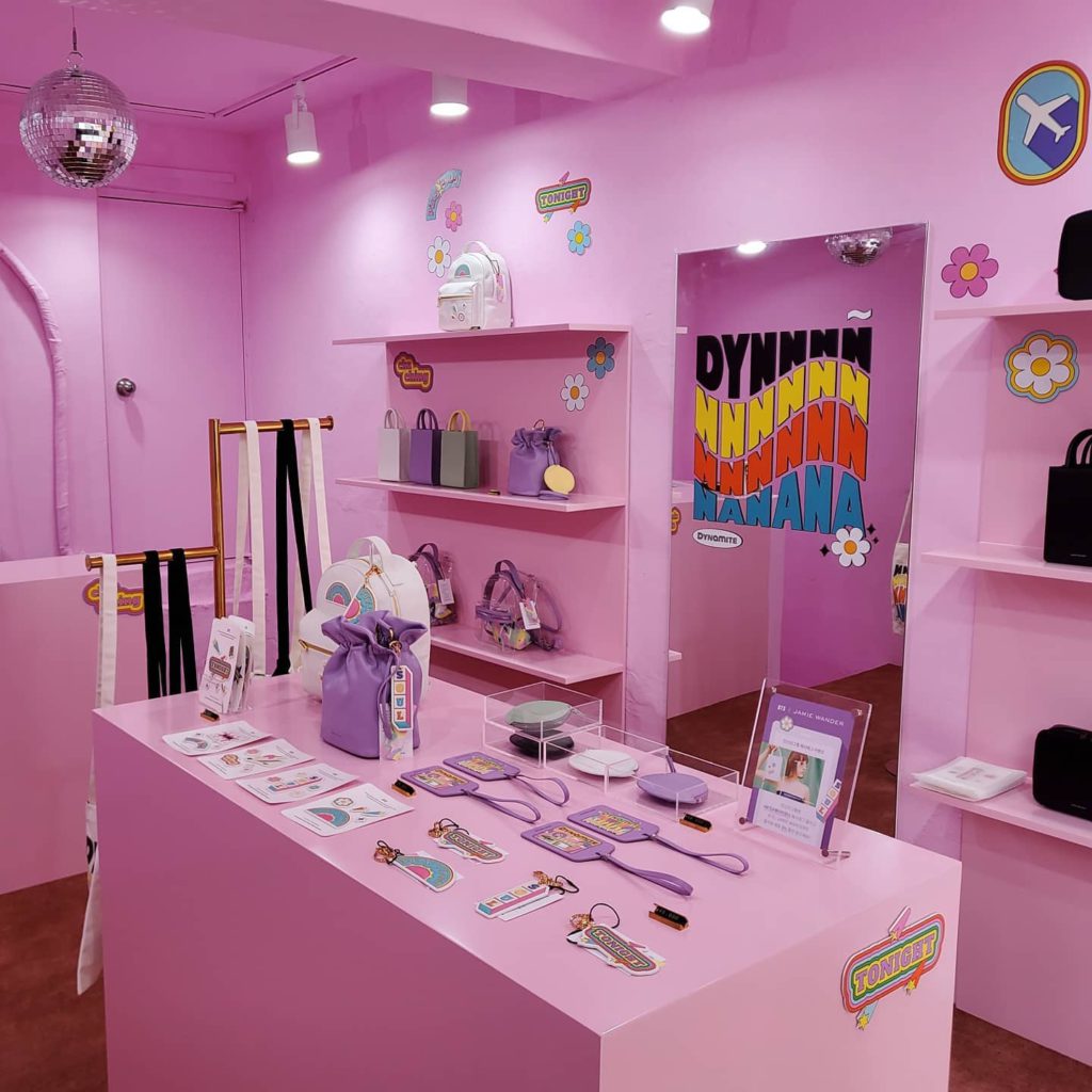 bts jamie wander popup inside