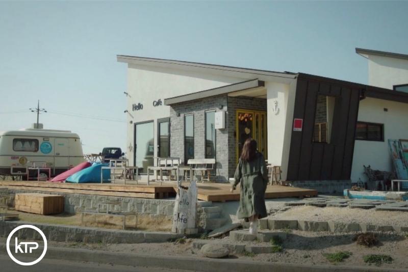 why her filming locations hello sea cafe