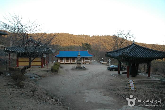 daejosa temple buyeo