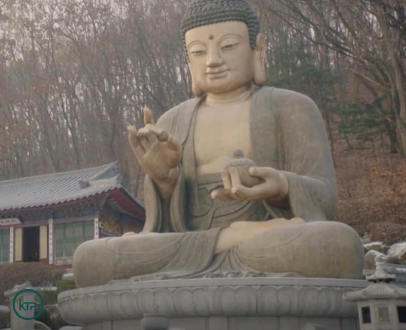 Yakcheonsa Temple