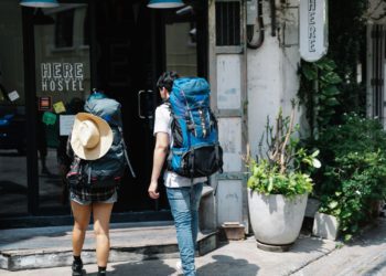 traveling korea budget