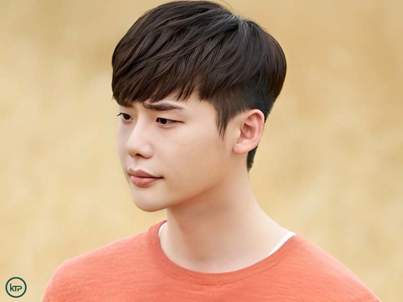 40 Chic Two Block Haircuts For Men (2022 Gallery) - Hairmanz | Two block  haircut, Korean short hair, Korean men hairstyle