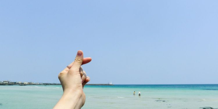 Popular Korean Hand Gestures