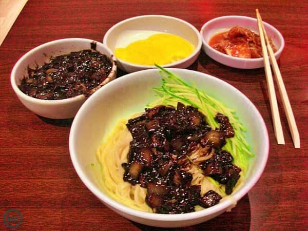 Jajangmyeon | Wikipedia