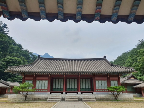 Mongyeongsaejae Open Air pre-wedding photoshoots locations