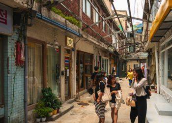 Haebangchon Sinheung Market