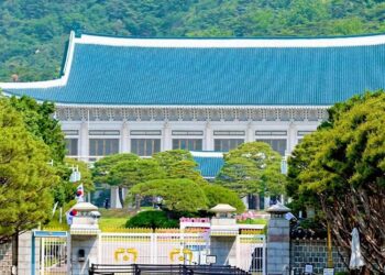 Do NOT Miss Visiting Cheong Wa Dae Before It Closes Again