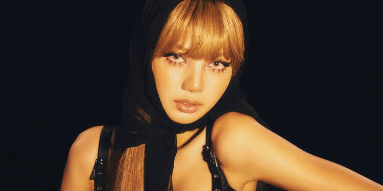 Shop BLACKPINK Lisa Clothes in Seoul! A Once-in-a-Lifetime Fan Experience