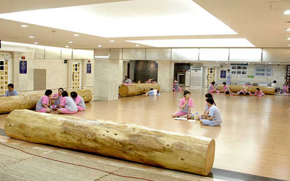 What to do when your travel plans go wrong korea last minute survival guide