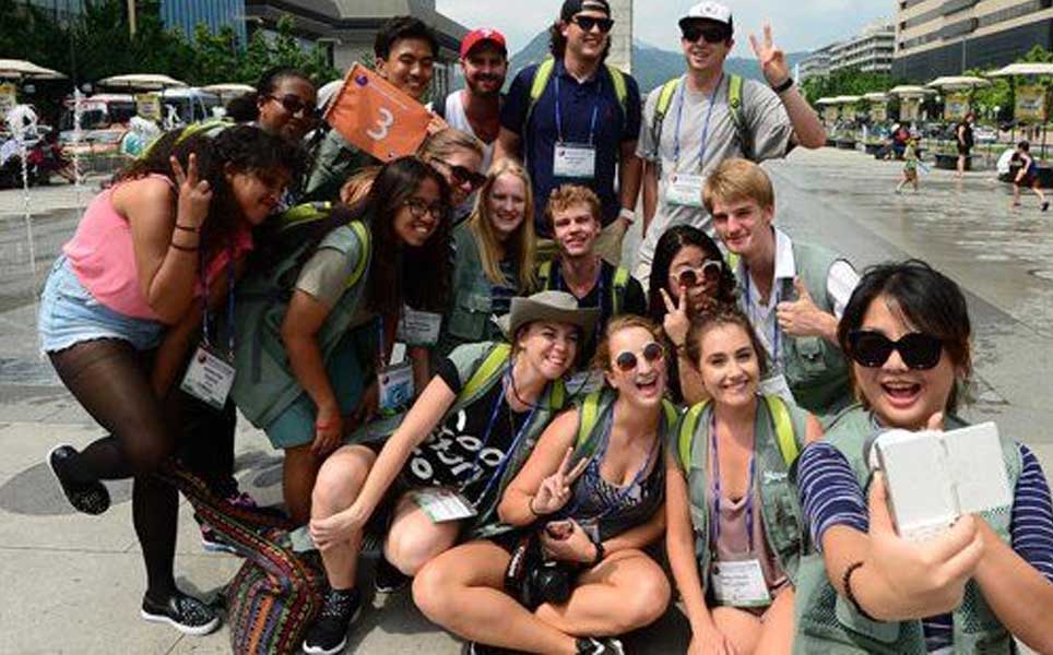 working in south korea as foreigner guide pros and cons